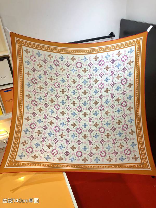 Louis Vuitton Scarf LVC00584 Louis Vuitton Scarf LVC00584